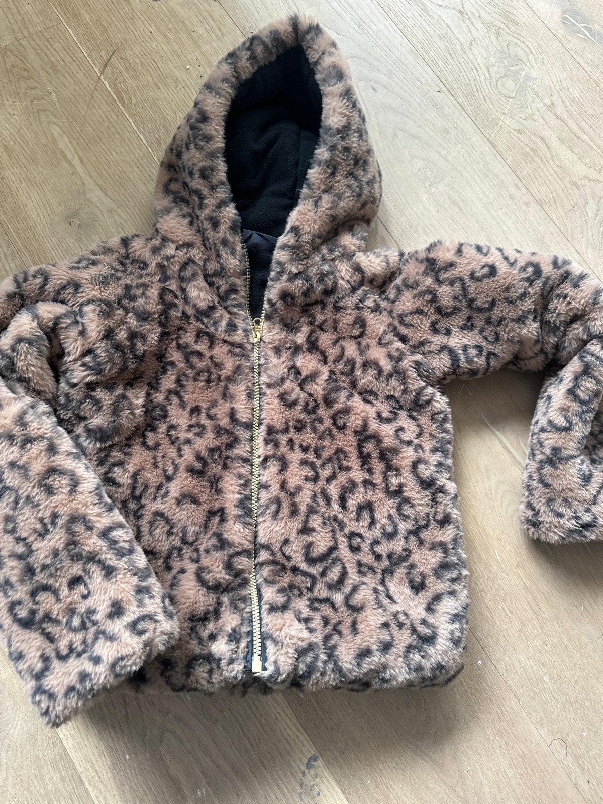 Twoday Panterprint Jas Maat 134, Ophalen of Verzenden, Zo goed als nieuw, Meisje, Jas