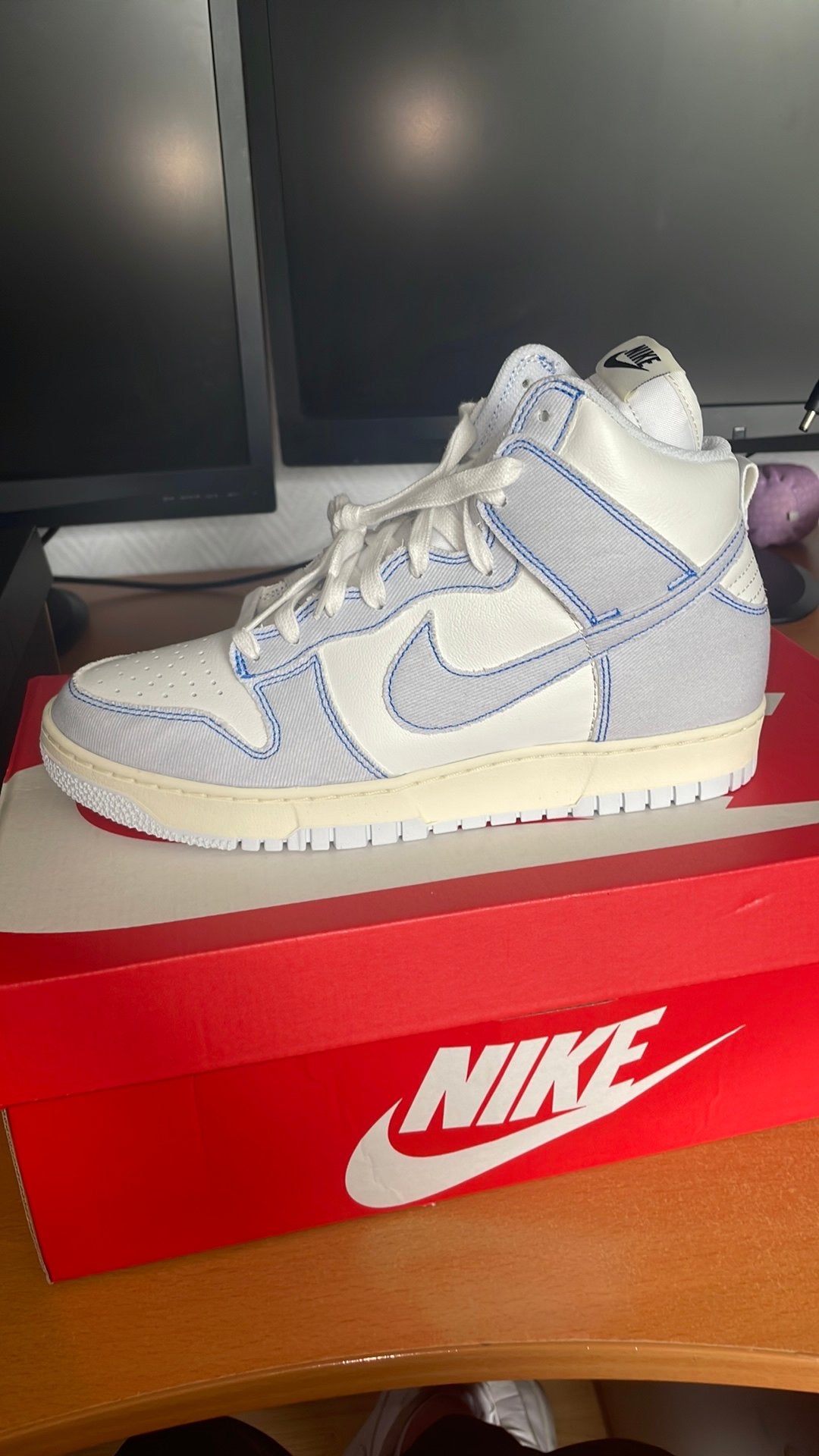 Nike dunk 1985 denim blauw maat 43, Kleding | Heren, Blauw, Nieuw, Ophalen of Verzenden, Sneakers of Gympen