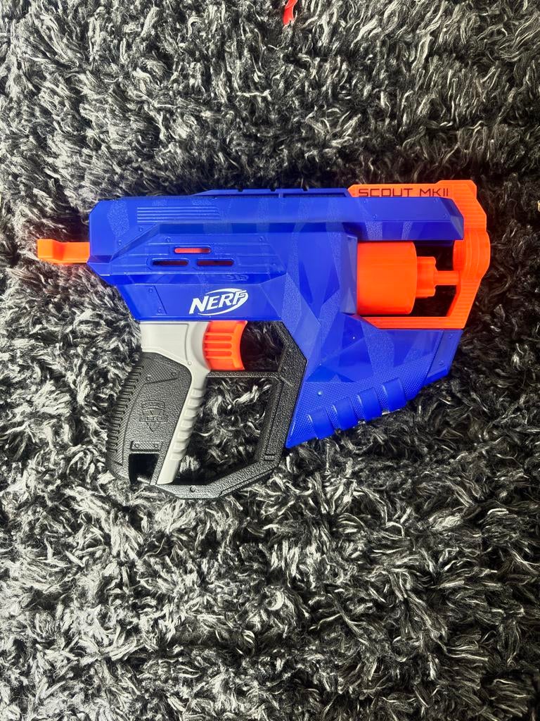 Nerf Scout MKII - Goede staat met 8 pijltjes, Kinderen en Baby's, Speelgoed | Buiten | Actiespeelgoed, Ophalen of Verzenden, Zo goed als nieuw
