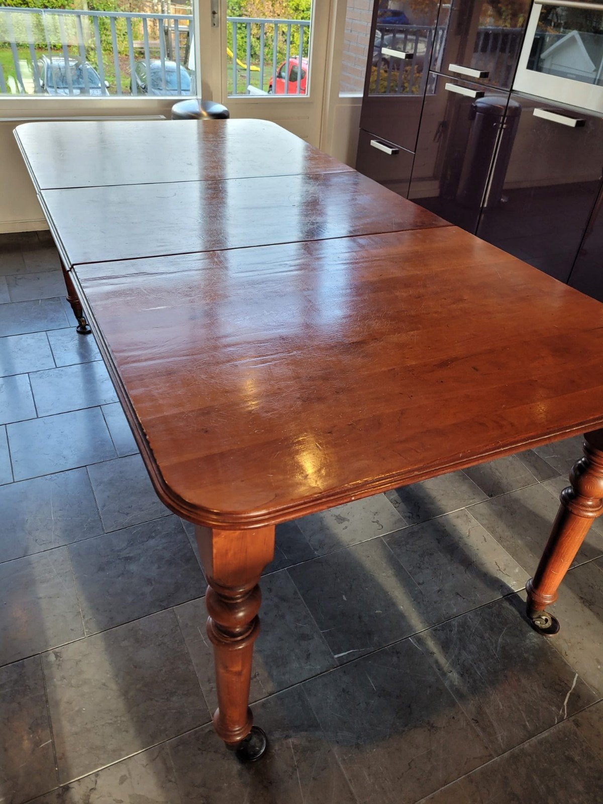 Eettafel met 2 inlegstukken Frans Kersenhout op wieltjes, Gebruikt, 100 tot 150 cm, 200 cm of meer, Klassiek, landelijk
