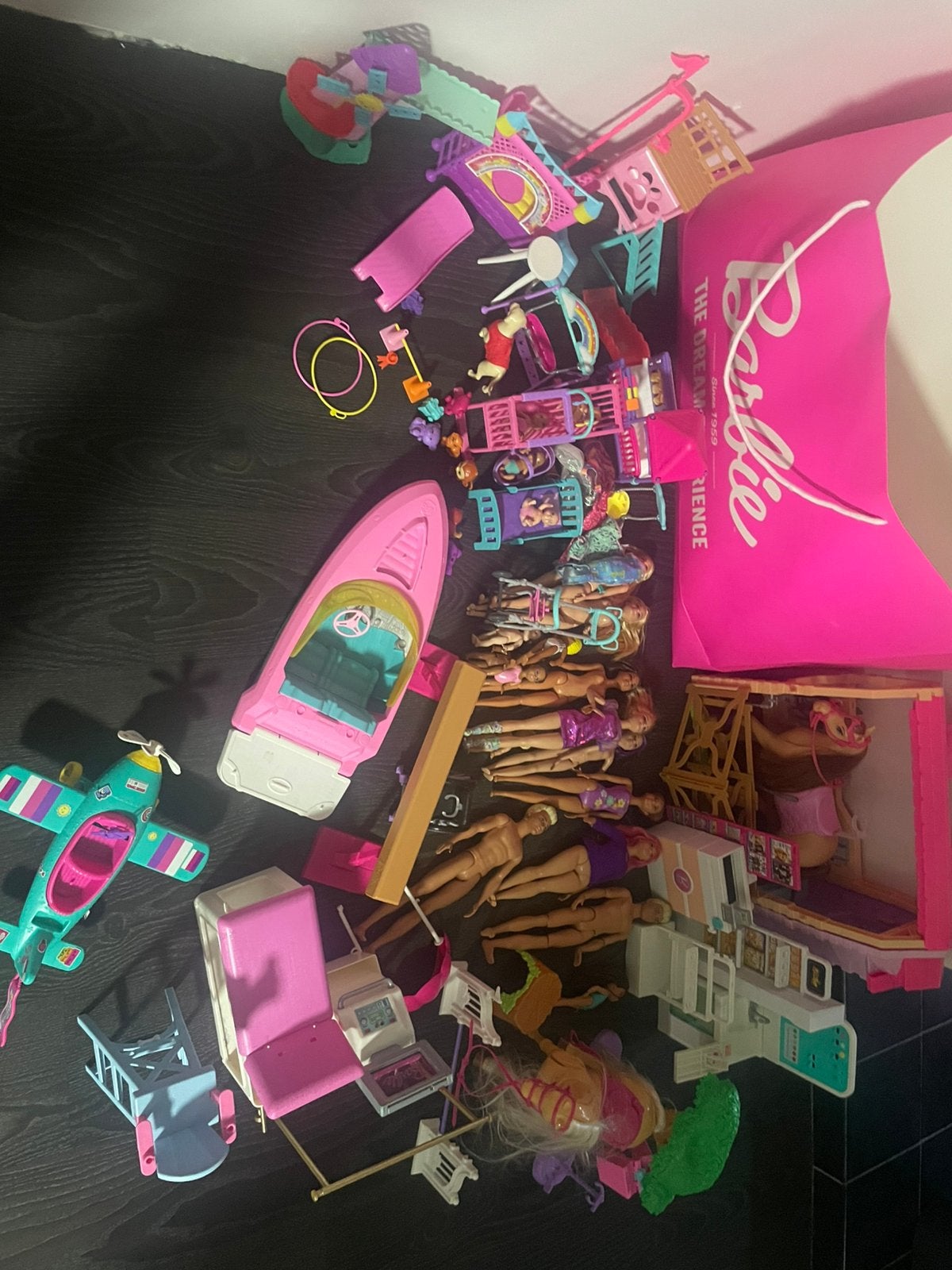 Grote collectie Barbie speelgoed en accessoires, Ophalen, Gebruikt, Barbie