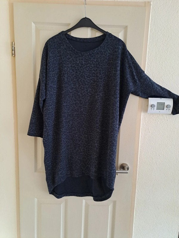 Tuniek 4XL, Kleding | Dames, Ophalen of Verzenden, Gedragen, Grijs, Blouse of Tuniek