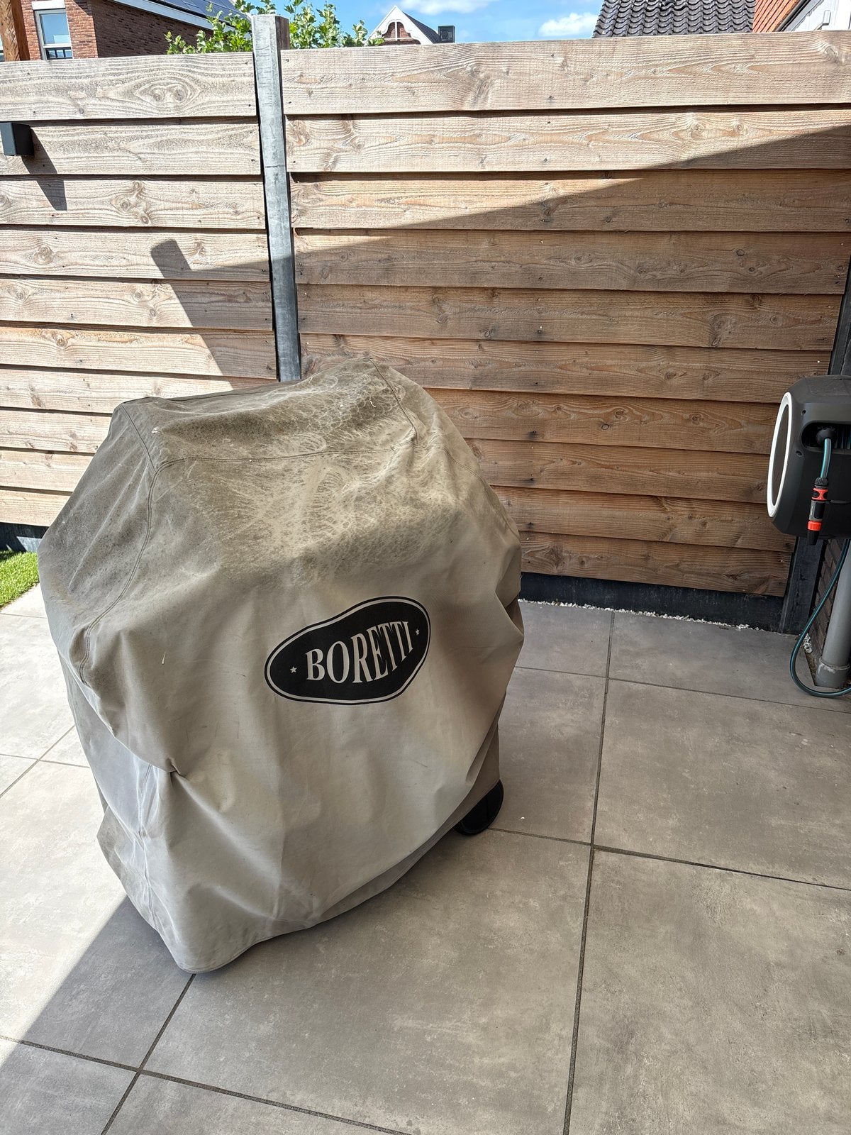 Gebruikte Boretti barbecue met hoes, Ophalen, Gebruikt
