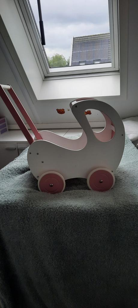 Houten poppenwagen, Kinderen en Baby's, Speelgoed | Houten speelgoed, Ophalen, Duw- of Trekspeelgoed