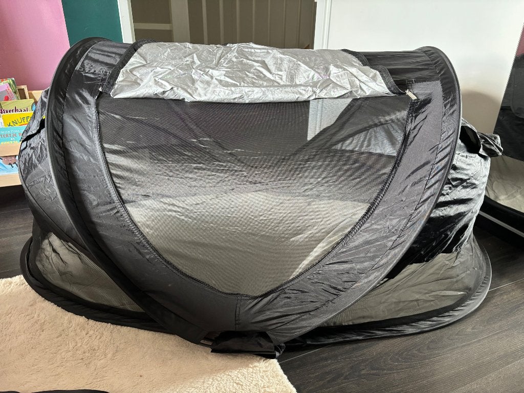 Campingbedje, Kinderen en Baby's, Babywiegjes en Ledikanten, Ophalen, Zo goed als nieuw, Reisbedje