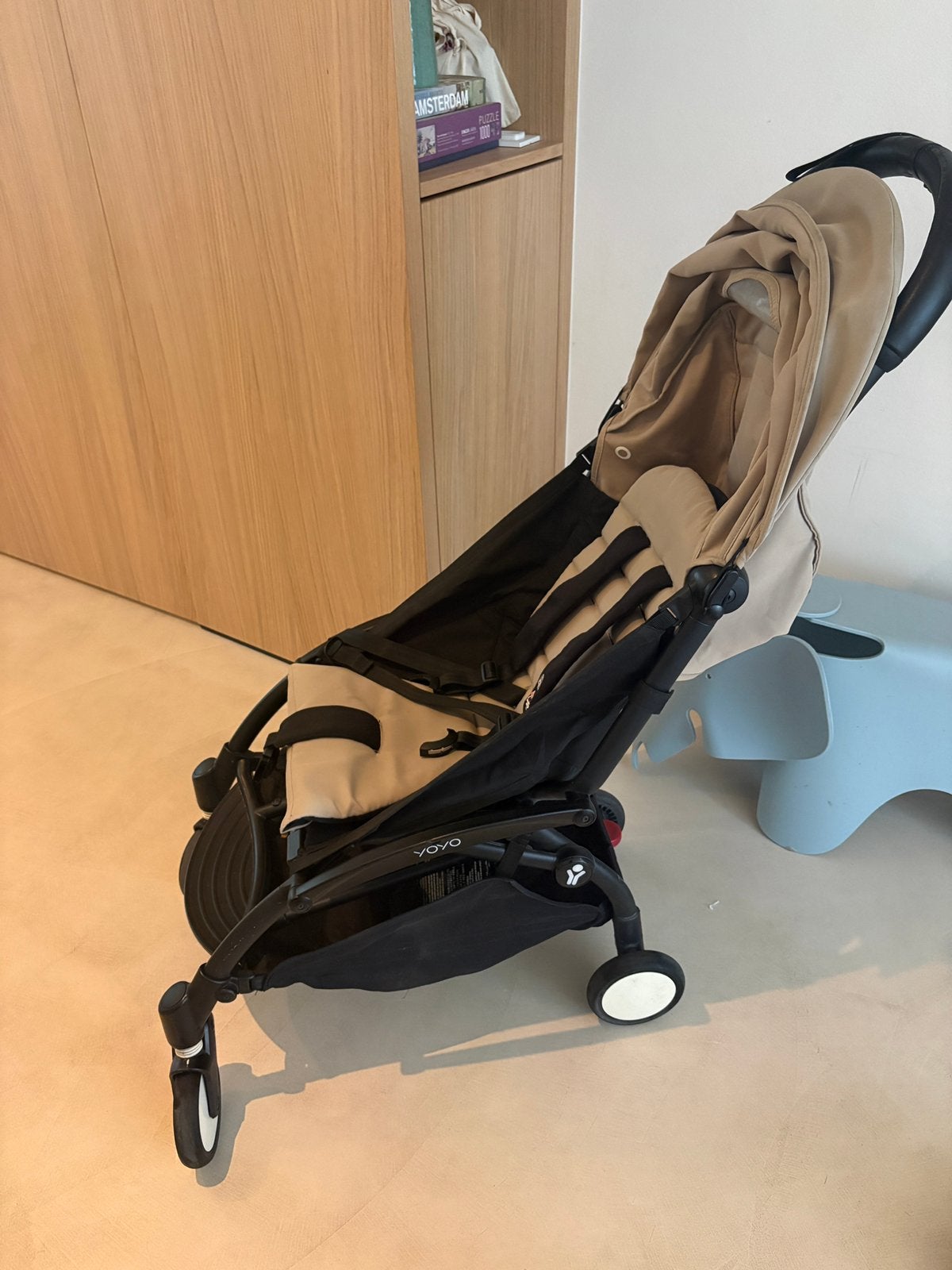 Babyzen YOYO Buggy (Taupe / Zwart frame) incl. Regenhoes, Ophalen, Gebruikt, Regenhoes