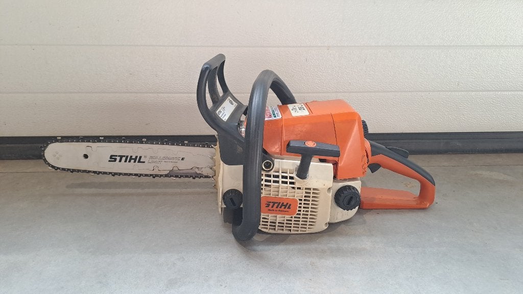 Stihl 025 kettingzaag, Tuin en Terras, Stihl, Gebruikt, Mertstraat 5, Verkoop@teeuwentuinmachines.nl