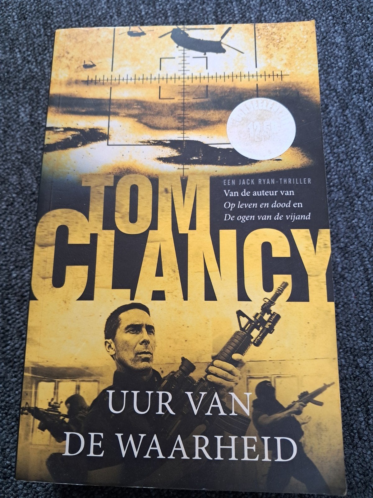 Tom Clancy - Uur van de waarheid, Boeken, Tom Clancy, Ophalen of Verzenden, Zo goed als nieuw, Nederland