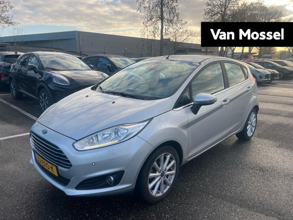 Ford Fiesta 1.0 EcoBoost Titanium | Voorruitverwarming | Dea, Auto's, Voorwielaandrijving, 12 maanden, Euro 6, 23 km/l