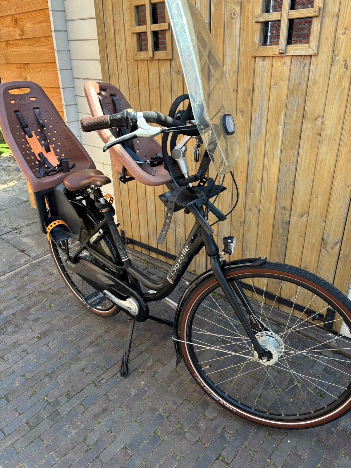 Moederfiets Gazelle, Ophalen, 2 zitjes, Dubbele standaard, Zo goed als nieuw