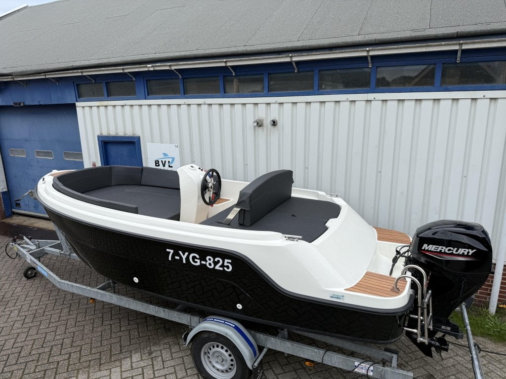 Prachtige Family 515 Sloep Mercury 40pk 2022 Zelflozend, Watersport en Boten, Overige typen, Niet ingevuld, 5 m, Zo goed als nieuw