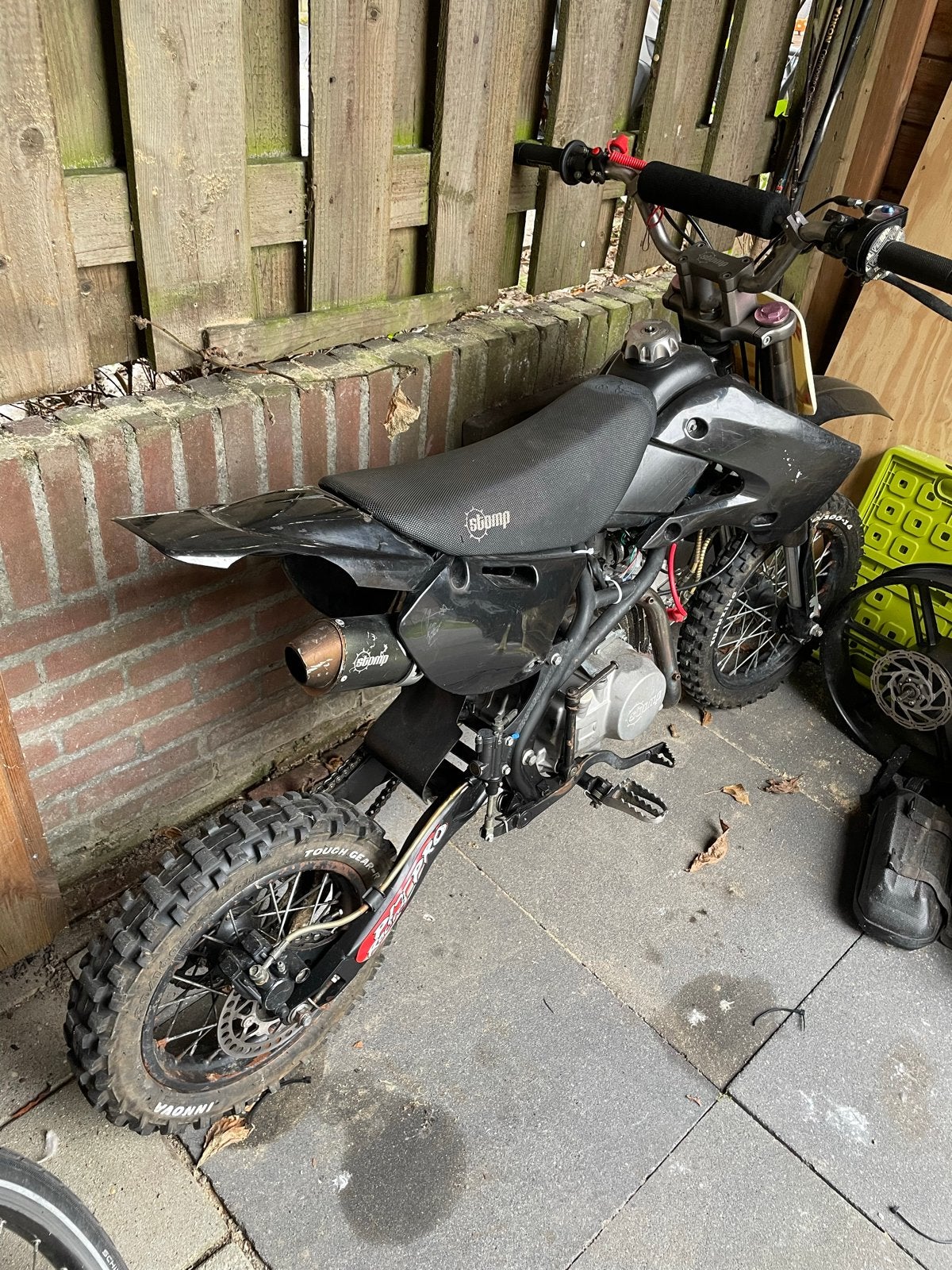 Stomp Pitbike 140cc met koppelingsprobleem, Fietsen en Brommers, Ophalen, Gebruikt, Overige merken