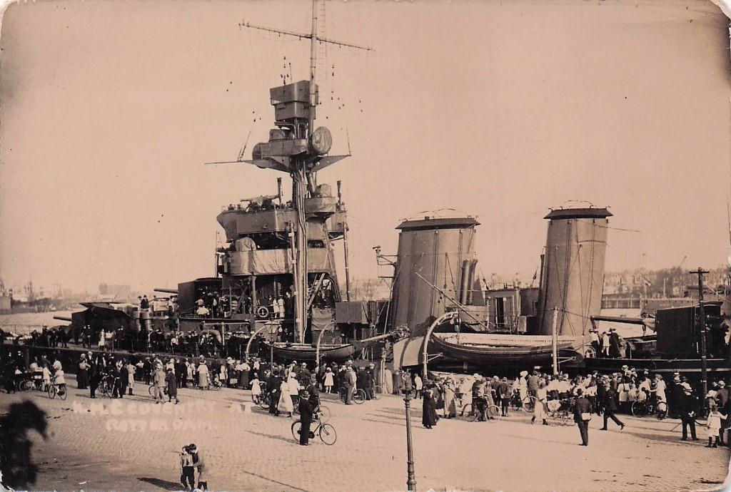 Rotterdam FOTOKAART - Oorlogsschip Coventry in de haven, Ophalen of Verzenden, 1940 tot 1960, Ongelopen, Zuid-Holland