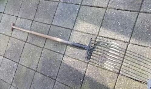Puinvork - Lengte 150cm - 9 tander - €35,00, Tuin en Terras, Ophalen, Zo goed als nieuw, Vork