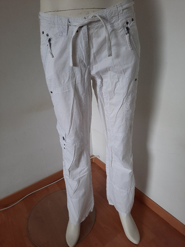 Witte katoenen pantalon/broek Cecil mt 31 of M of 38-40, Maat 38/40 (M), Wit, Ophalen of Verzenden, Zo goed als nieuw