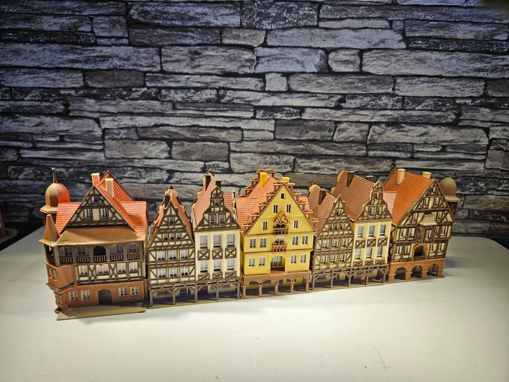 5x vakwerkhuis altstadthuizen N spoor modeltrein 1:160, Overige merken, Gebruikt, Gelijkstroom of Wisselstroom, Brug, Tunnel of Gebouw