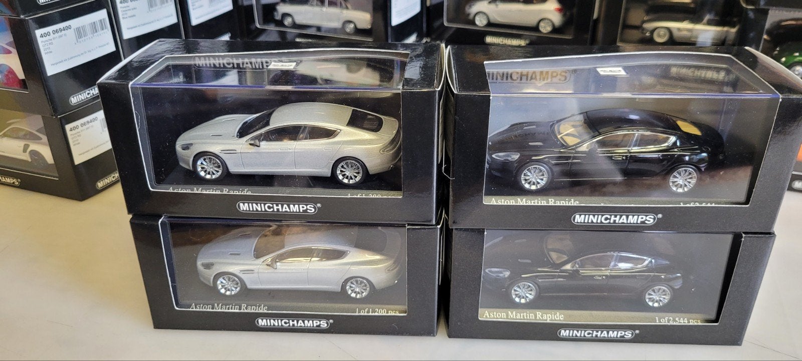 Minichamps 2010 Aston Martin Rapide, Ophalen of Verzenden, Nieuw, Auto, MiniChamps