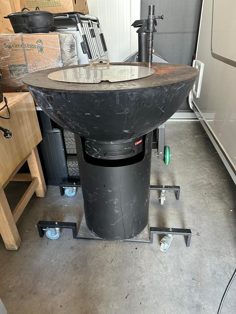 Artola fiq, Tuin en Terras, Houtskoolbarbecues, Gebruikt, Ophalen