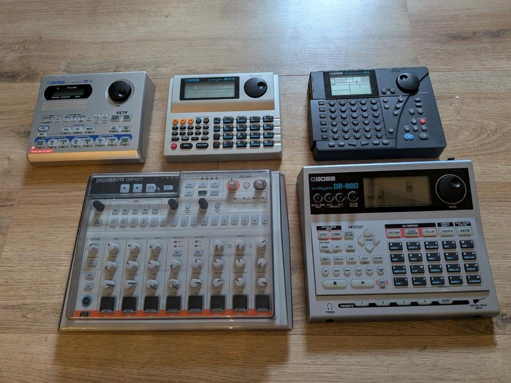 Arturia Drumbrute Impact 1984 incl. Decksaver, Muziek en Instrumenten, Drumcomputers, Ophalen of Verzenden, Zo goed als nieuw