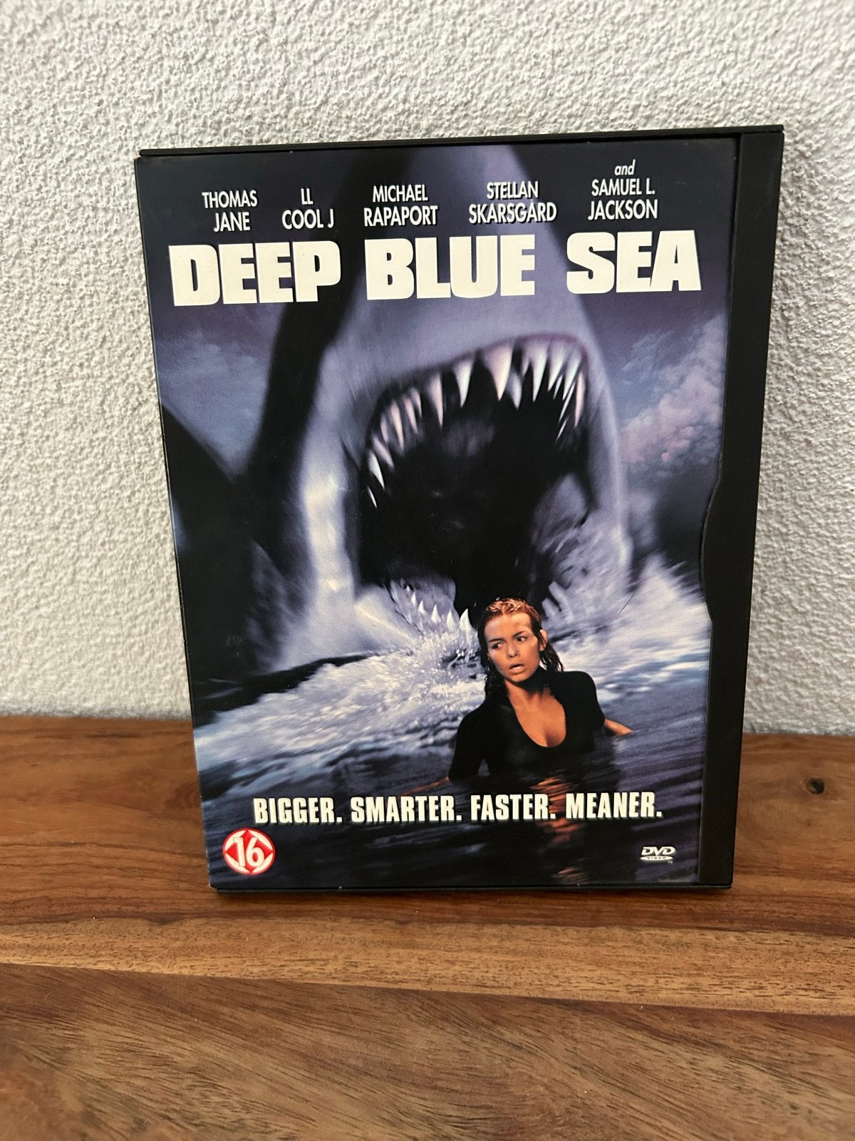 Deep Blue Sea DVD - Actiethriller met haaien, Cd's en Dvd's, Vanaf 16 jaar, Nederlands, Actiethriller, Ophalen of Verzenden