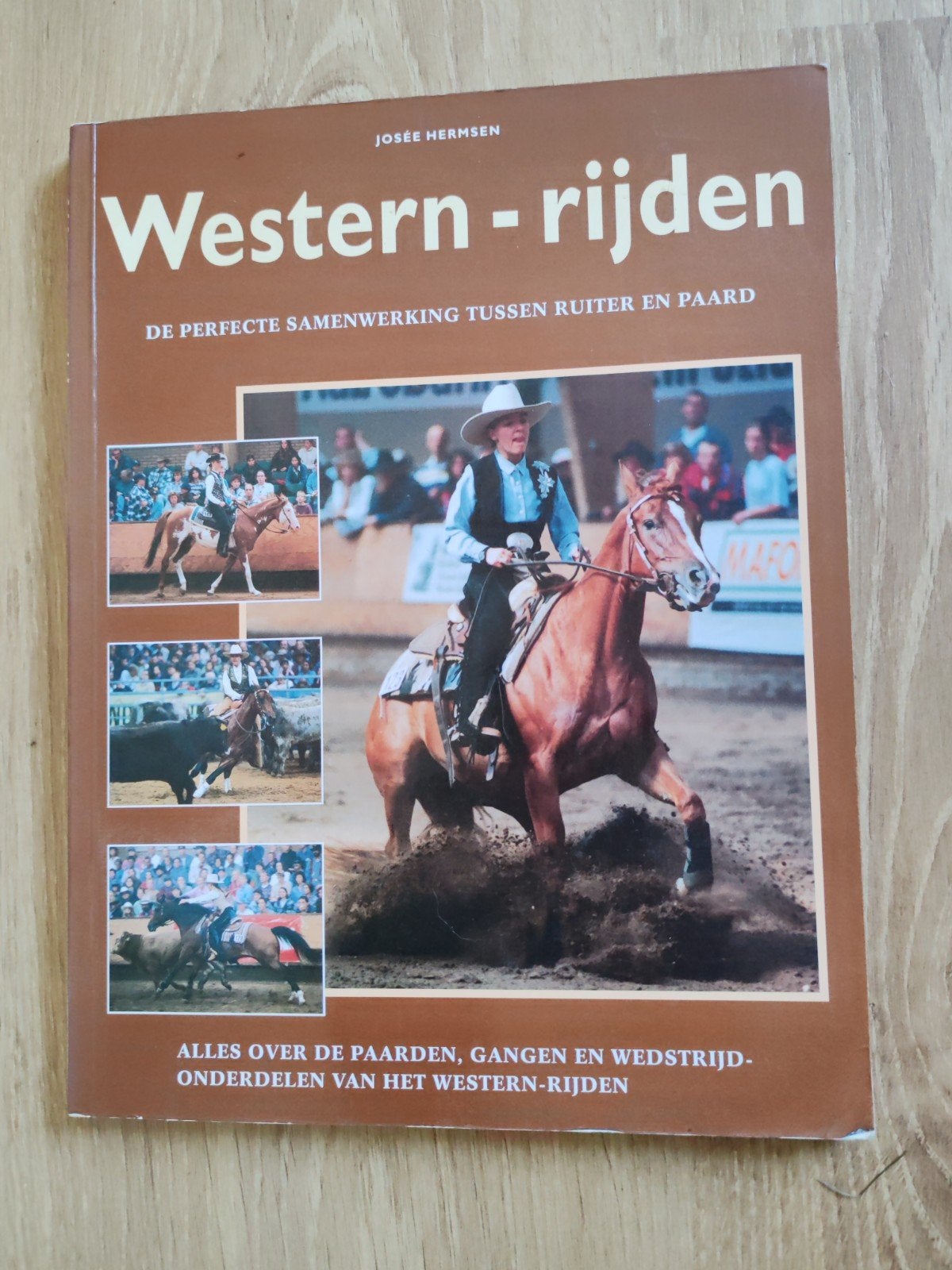 J. Hermsen - Western-rijden, Ophalen of Verzenden, Zo goed als nieuw, Overige sporten, J. Hermsen