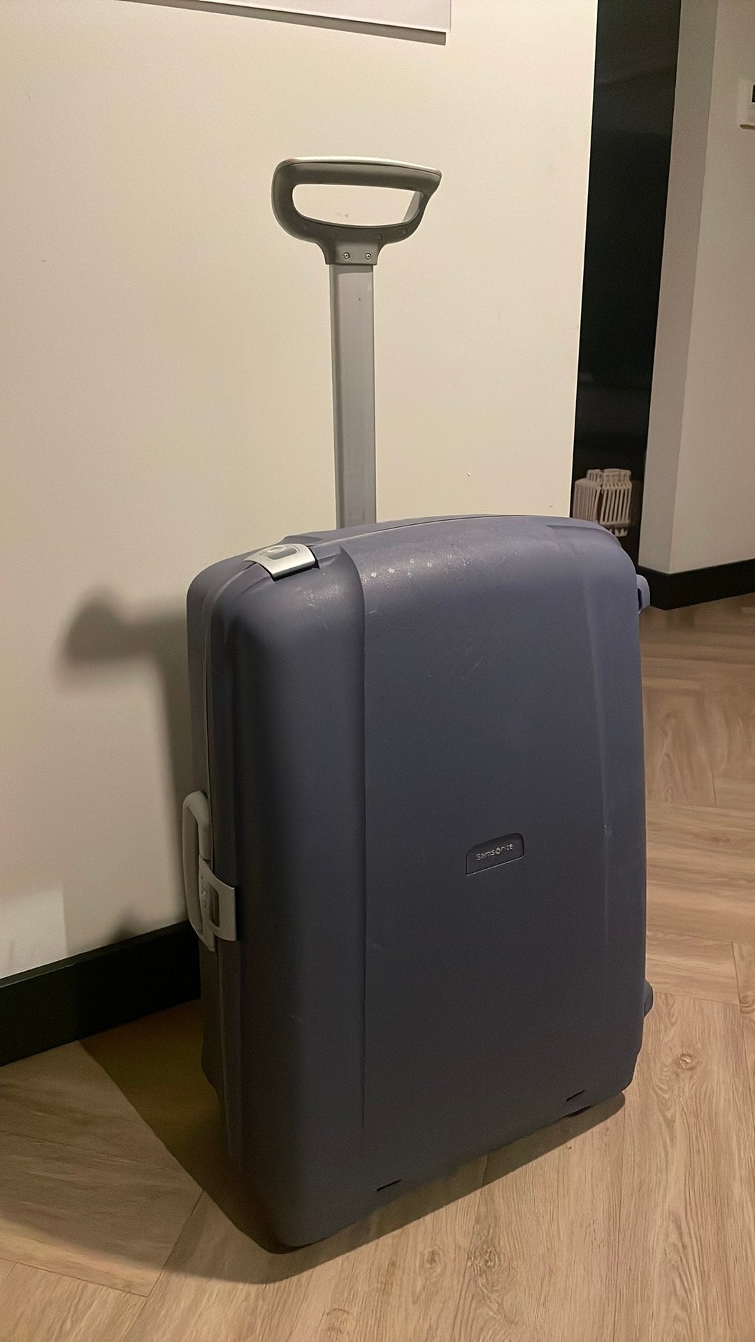 Samsonite Aeris Comfort Spinner - Reiskoffer, Ophalen, Hard kunststof, 45 tot 55 cm, Zo goed als nieuw