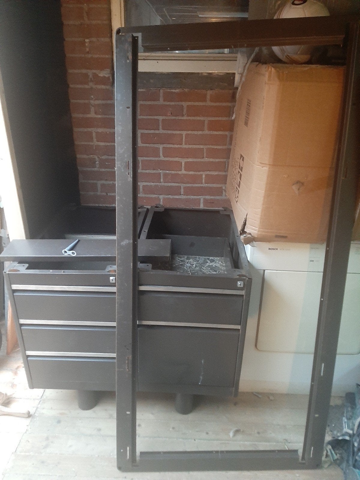 Metalen werkbank met kasten en frame (zonder blad), Doe-het-zelf en Verbouw, Werkbanken, Ophalen, Gebruikt, 170 cm of meer