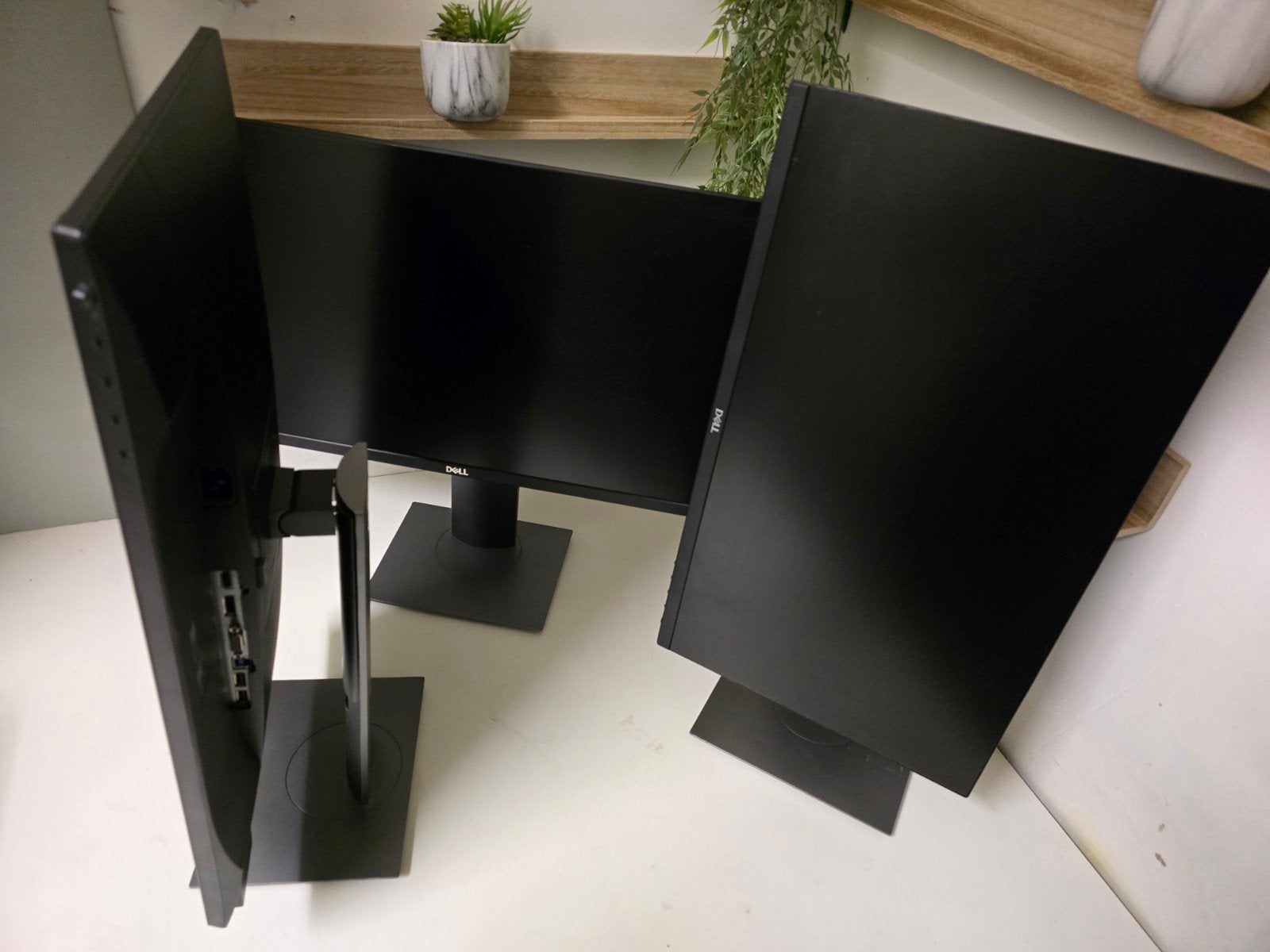 Dell P2419H monitor 24" IPS scherm - kantelbaar & Full HD!, IPS, Full HD, Ophalen of Verzenden, Zo goed als nieuw