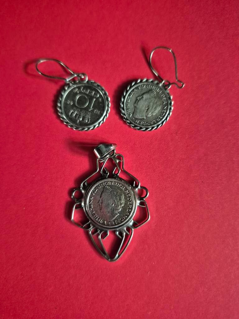 Unieke set: Wilhelmina & Juliana troonswisseling 1948, Ophalen, Zilver, Zilver, Hangers