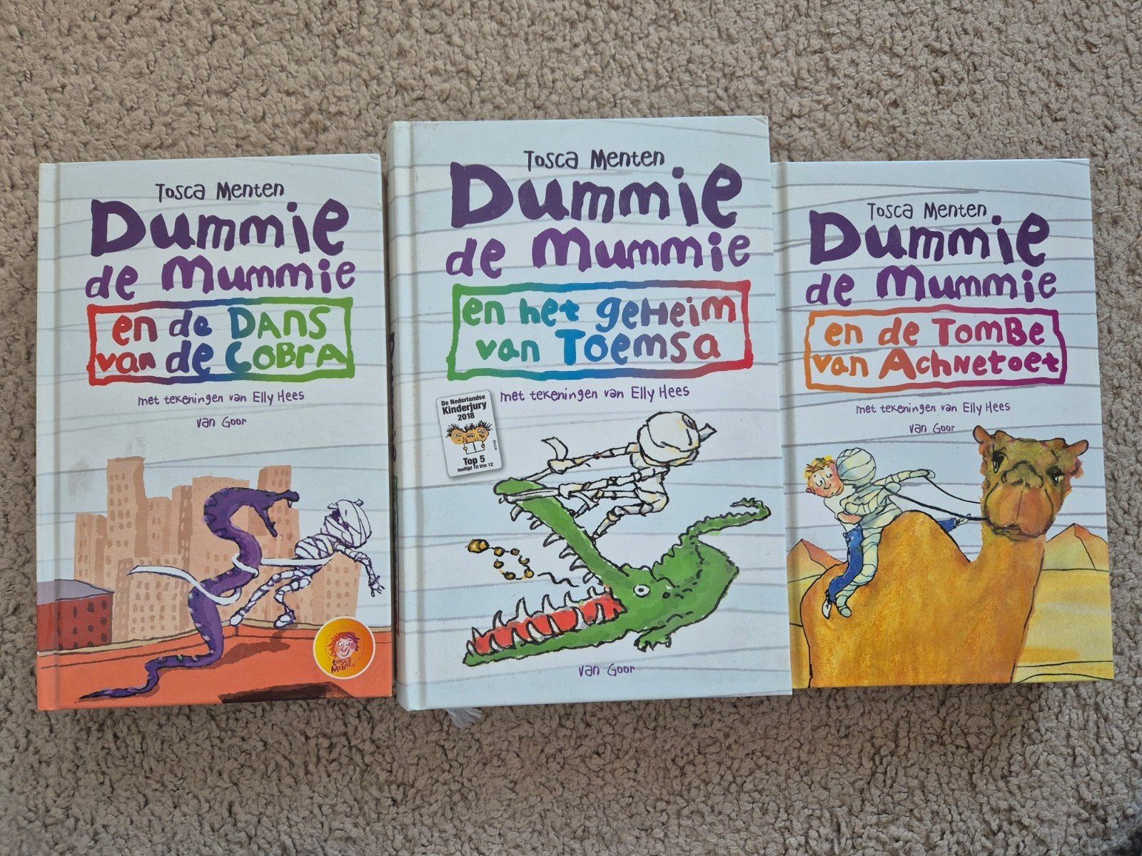 Dummie de Mummie boeken - 3-delige set, Ophalen of Verzenden, Zo goed als nieuw, Tosca Menten, Fictie algemeen