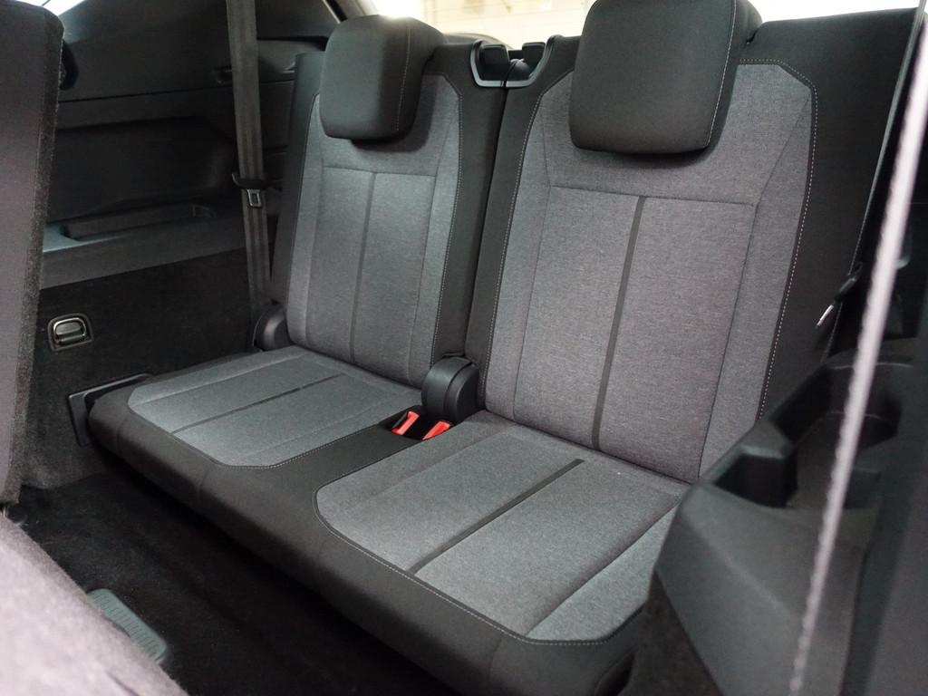 SEAT Tarraco 1.5 TSI Style Business Intense Aut- 7 Pers, Car, Auto's, Seat, Stof, 4 cilinders, Blauw, 7 stoelen