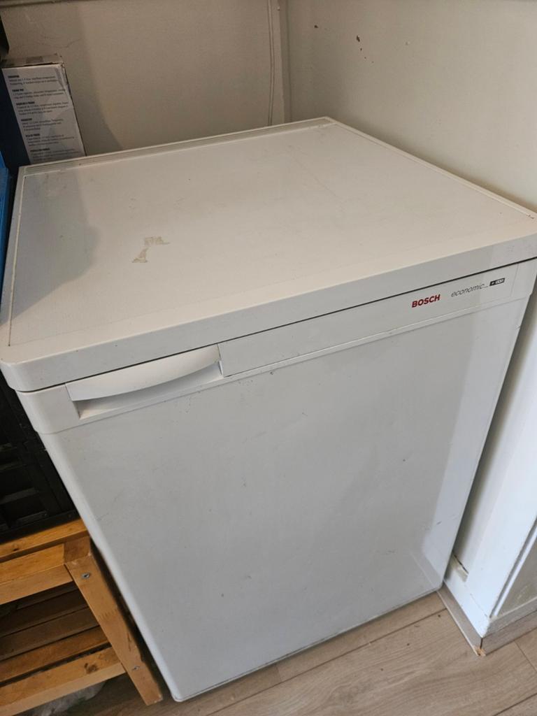 Bosch vriezer GRATIS OPHALEN, Ophalen, Gebruikt, 60 tot 90 cm, 160 cm of meer