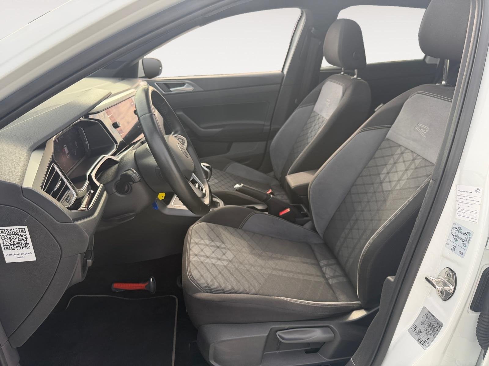 Volkswagen Polo 5-deurs 1.0 TSI R-Line NL Auto | Panodak | V, Voorwielaandrijving, 12 maanden, Stof, Gebruikt