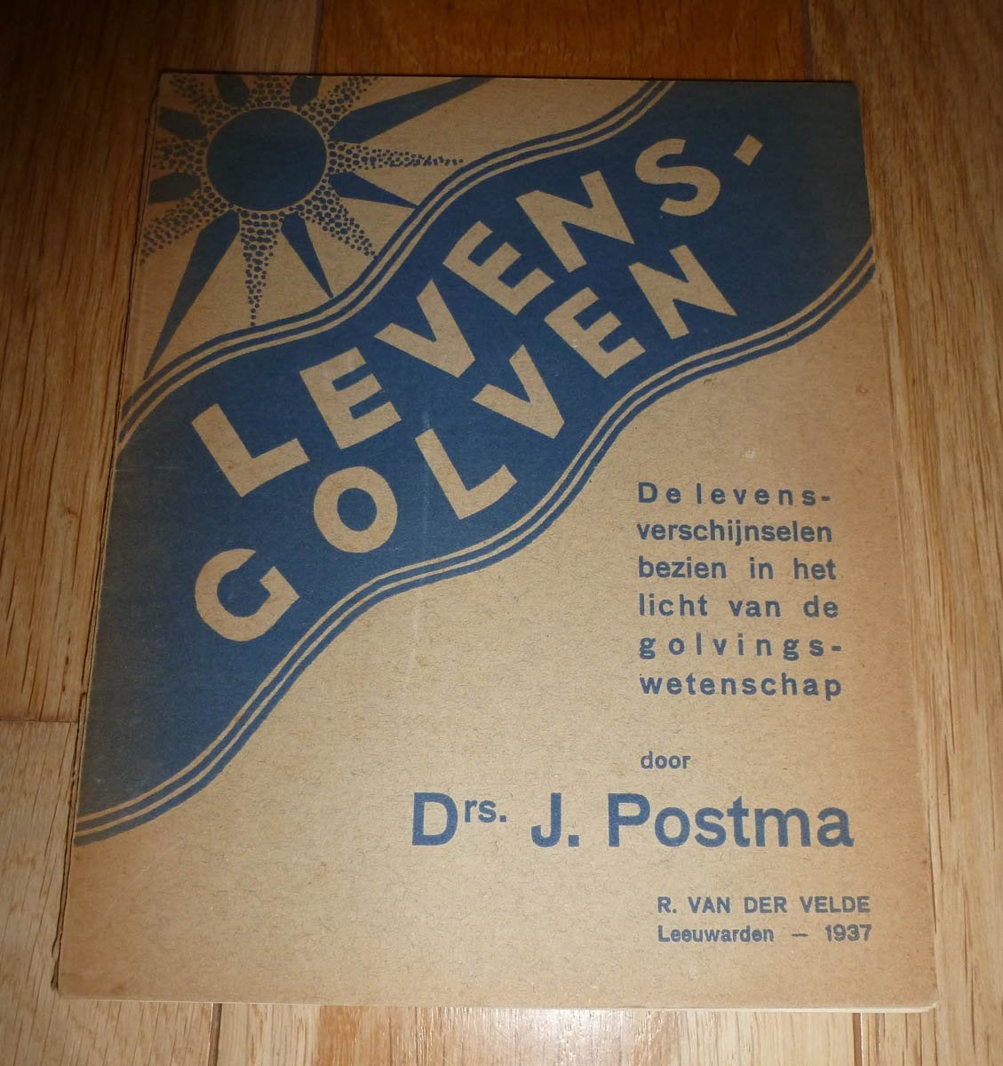 Boek uit 1937 Drs. J. POSTMA - Levens Golven, Ophalen of Verzenden