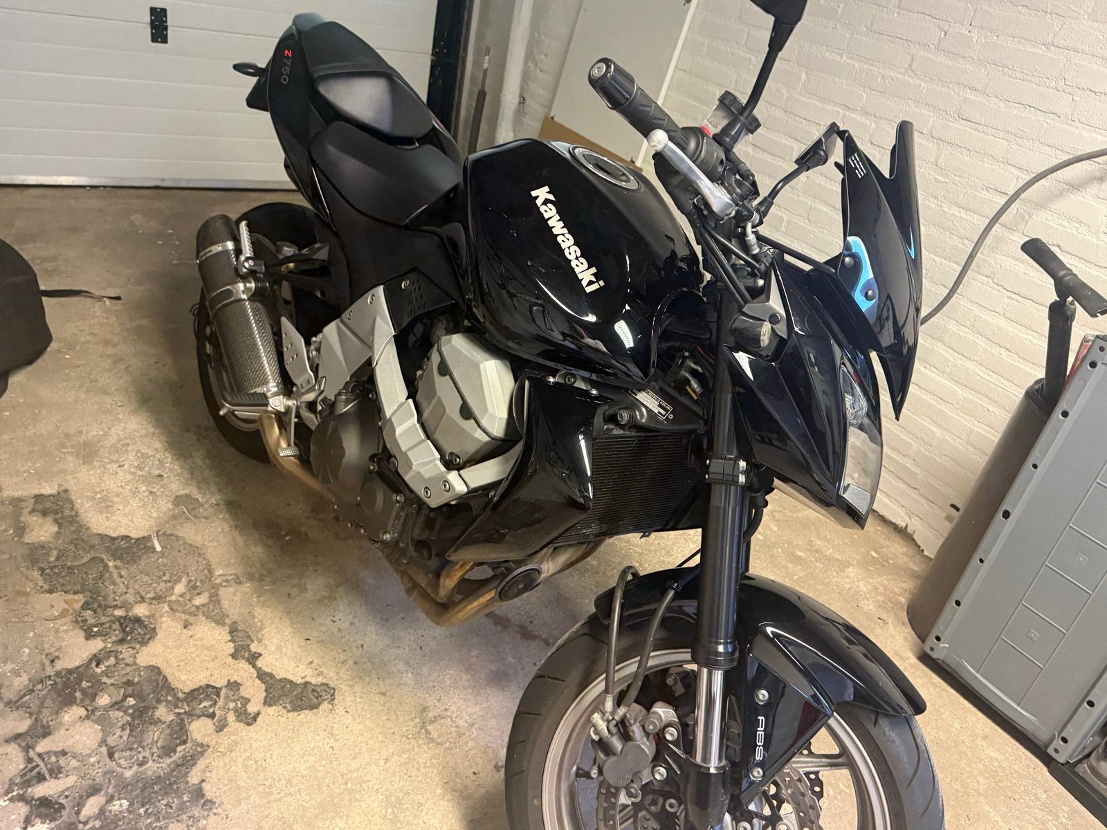 Kawasaki Z750 ABS SC Project- lage km-stand, Motoren, 4 cilinders, Motorrijbewijs A, Gebruikt, Particulier