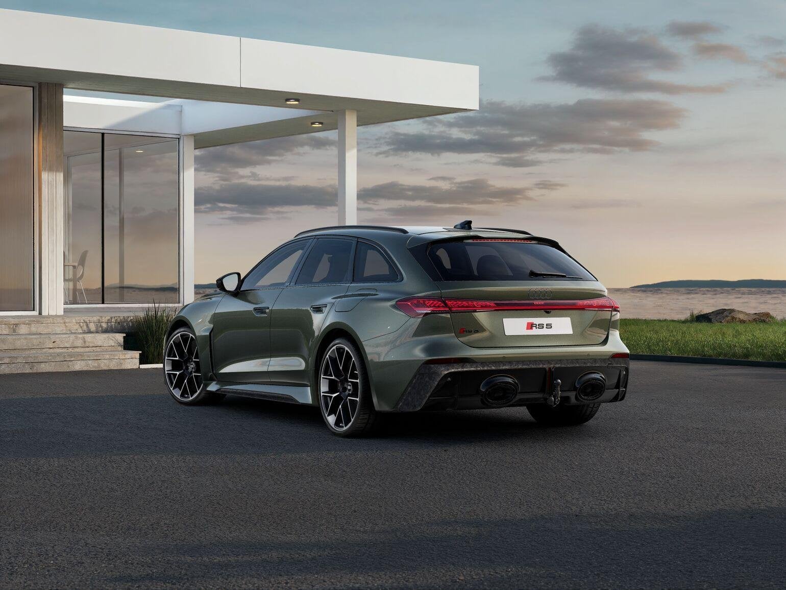 Audi RS 5 Avant e-hybrid 639pk quattro Keramisch | Sportpakk, Auto's, Automaat, Euro 6, RS5, 26 kWh
