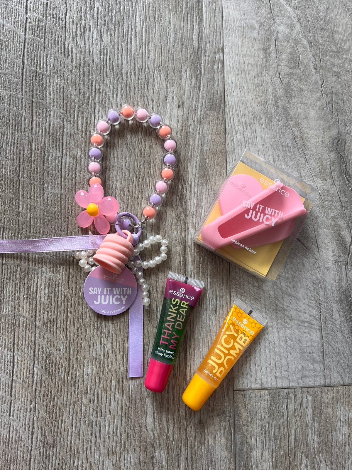 Essence  Say it With juicy NIEUW, Sieraden, Tassen en Uiterlijk, Uiterlijk | Cosmetica en Make-up, Ophalen of Verzenden, Nieuw