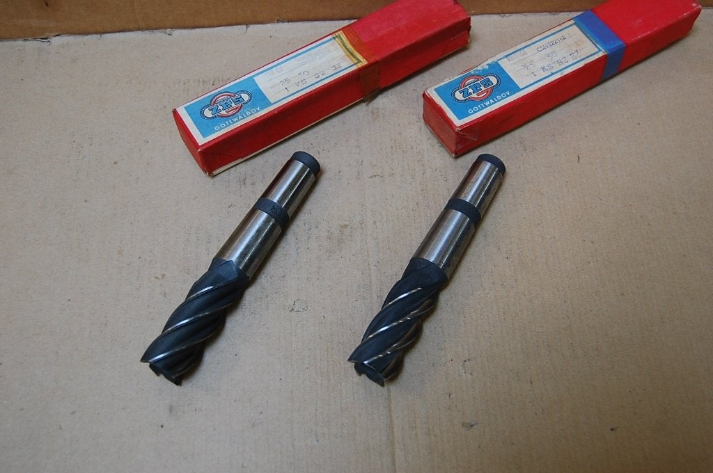 FREZEN., Ophalen of Verzenden, Nieuw