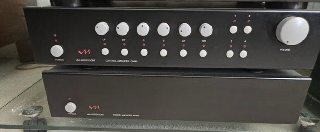 Van Medevoort CA-640 en PA-555 als nieuw met a.b., Zo goed als nieuw, 120 watt of meer, Ophalen, Overige merken
