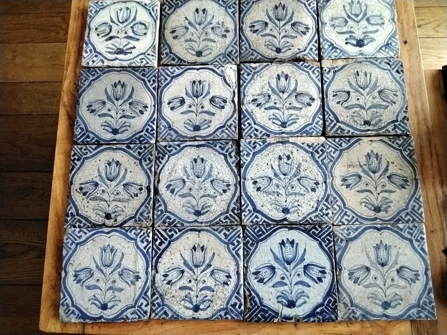 tegels  3 tulp ongeveer  1700, Ophalen of Verzenden