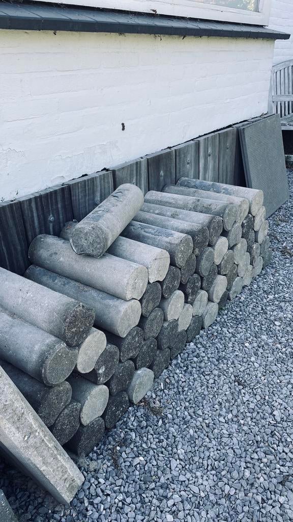 Betonnen palissander paaltjes gratis, Tuin en Terras, Ophalen, Gebruikt, 25 tot 50 cm, 200 cm of meer