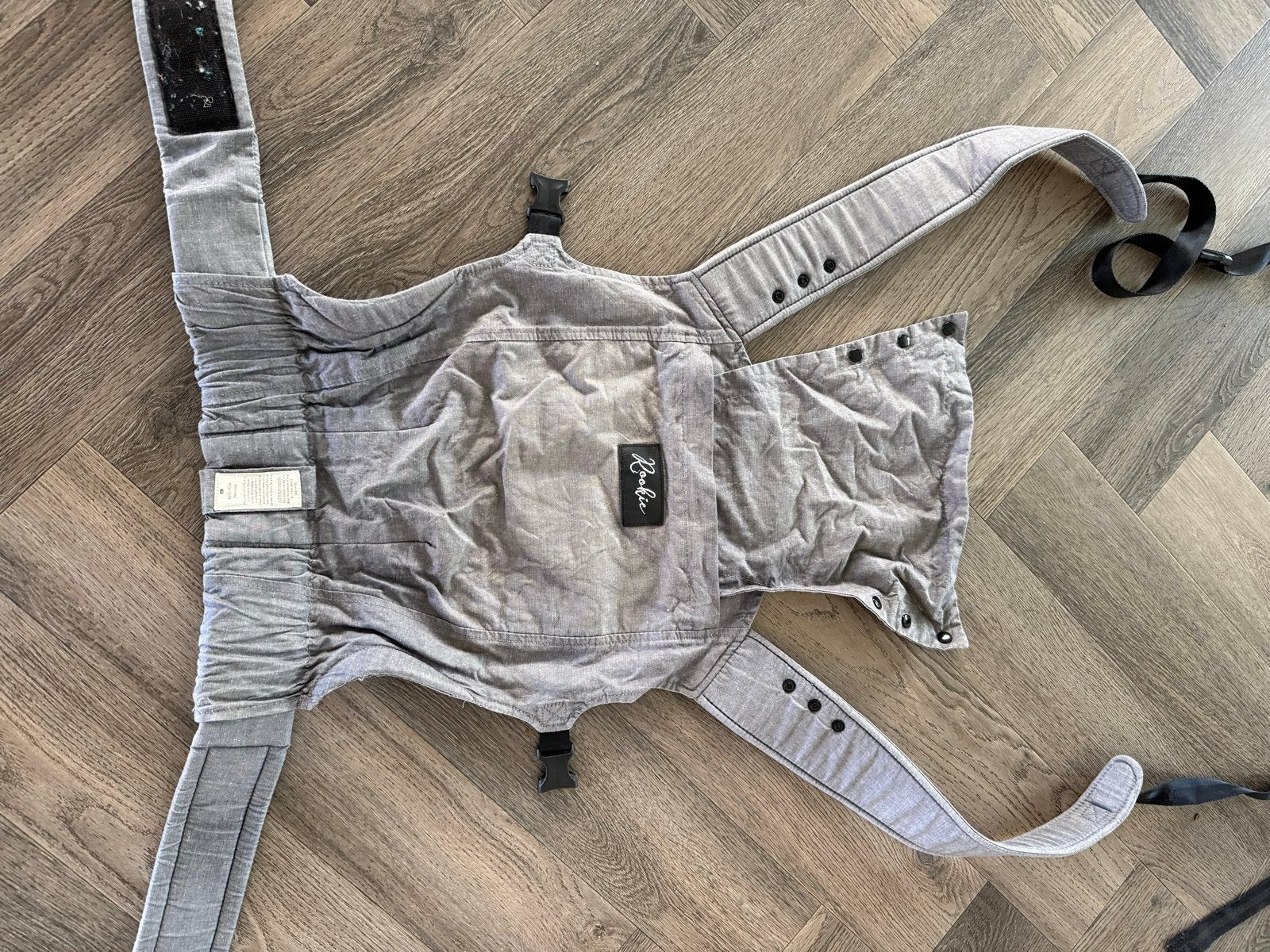 Rookie Premium Draagzak - Design: grijs, Kinderen en Baby's, Babydragers en Draagdoeken, Overige merken, Buik of Rug, Ophalen of Verzenden