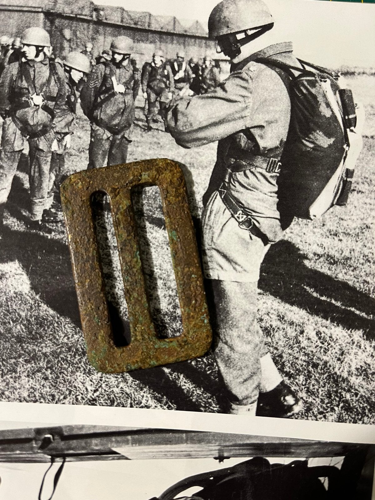 Wo2 x type parachute gesp, Ophalen of Verzenden, Landmacht, Engeland, Hulzen of Bodemvondsten
