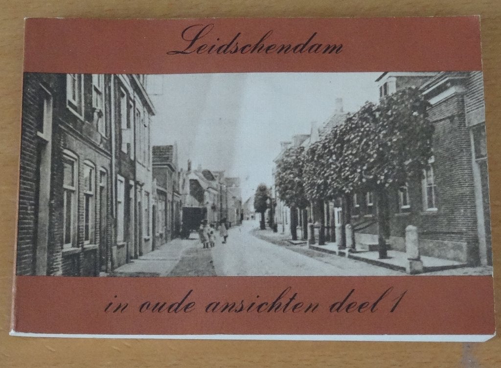 LEIDSCHENDAM in oude ansichten deel 1 - CH Voorhoeve, Ophalen of Verzenden, Gelezen, CH Voorhoeve