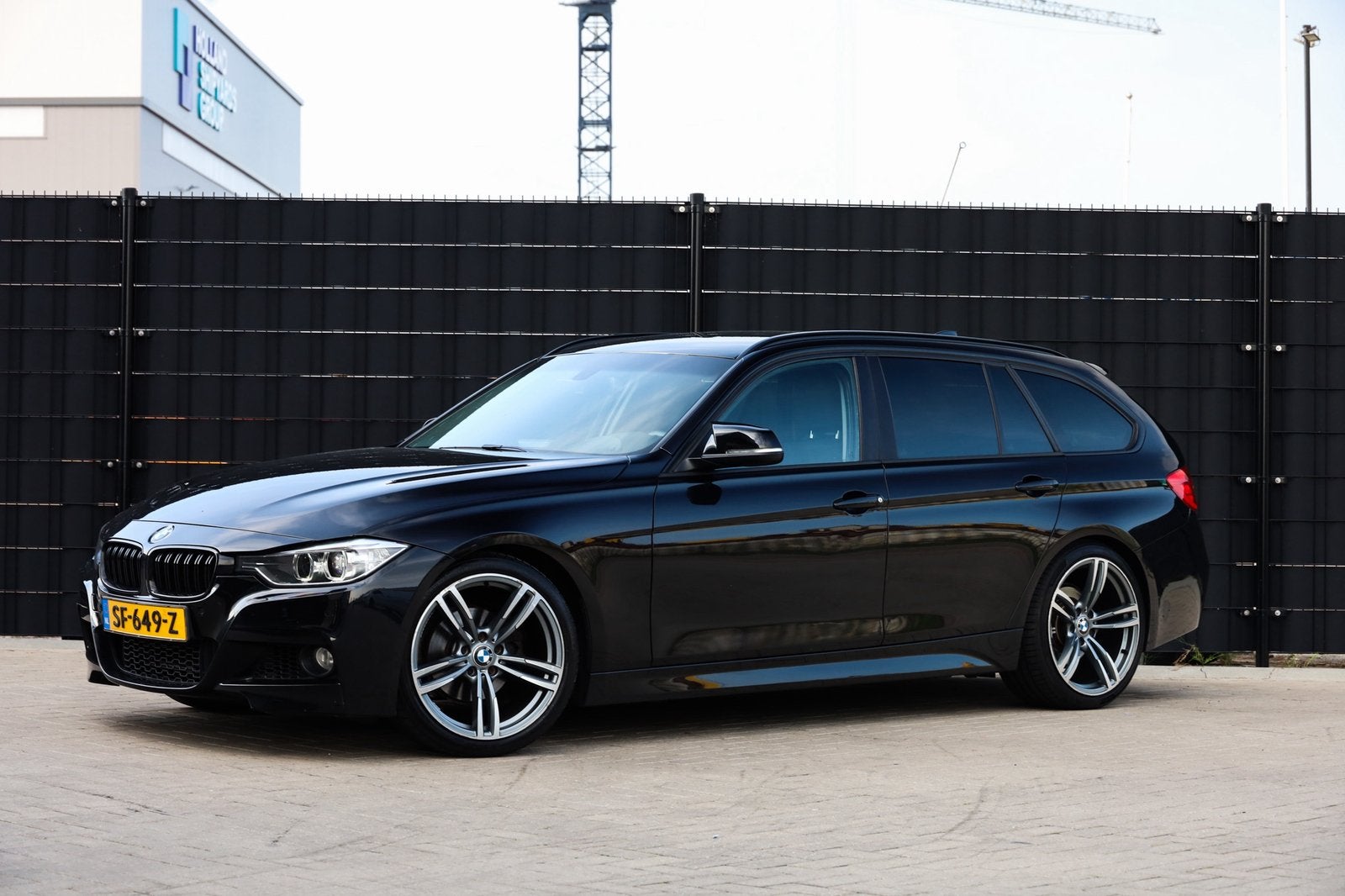 BMW 3-Serie 316i M-Sport|335i Look|PDC|NaviPro|Stoelverwarmi, Bluetooth, Zwart, 4 cilinders, Zwart