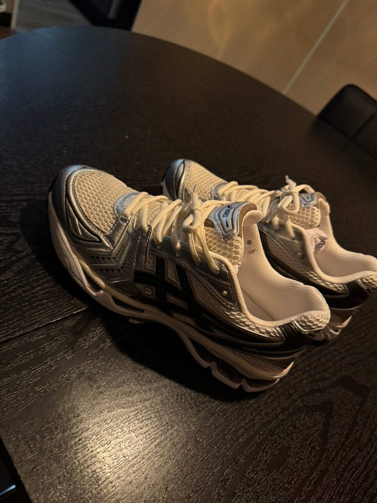 Asics Kayano 14 (CREAM/BLACK), Sport en Fitness, Hardloopschoenen, Nieuw, Ophalen of Verzenden, Hardlopen