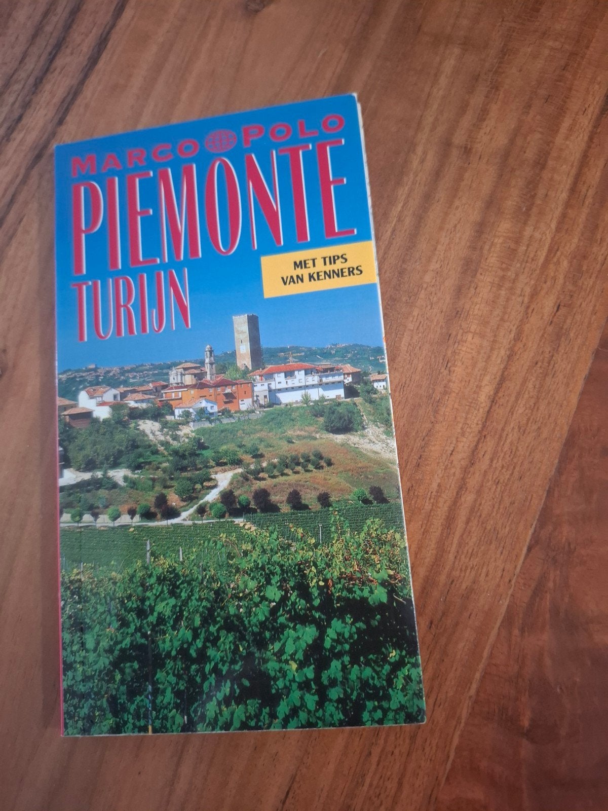 Marco Polo Reisgids Piemonte Turijn - Met tips van kenners, Europa, Ophalen of Verzenden, Zo goed als nieuw, Reisgids of -boek