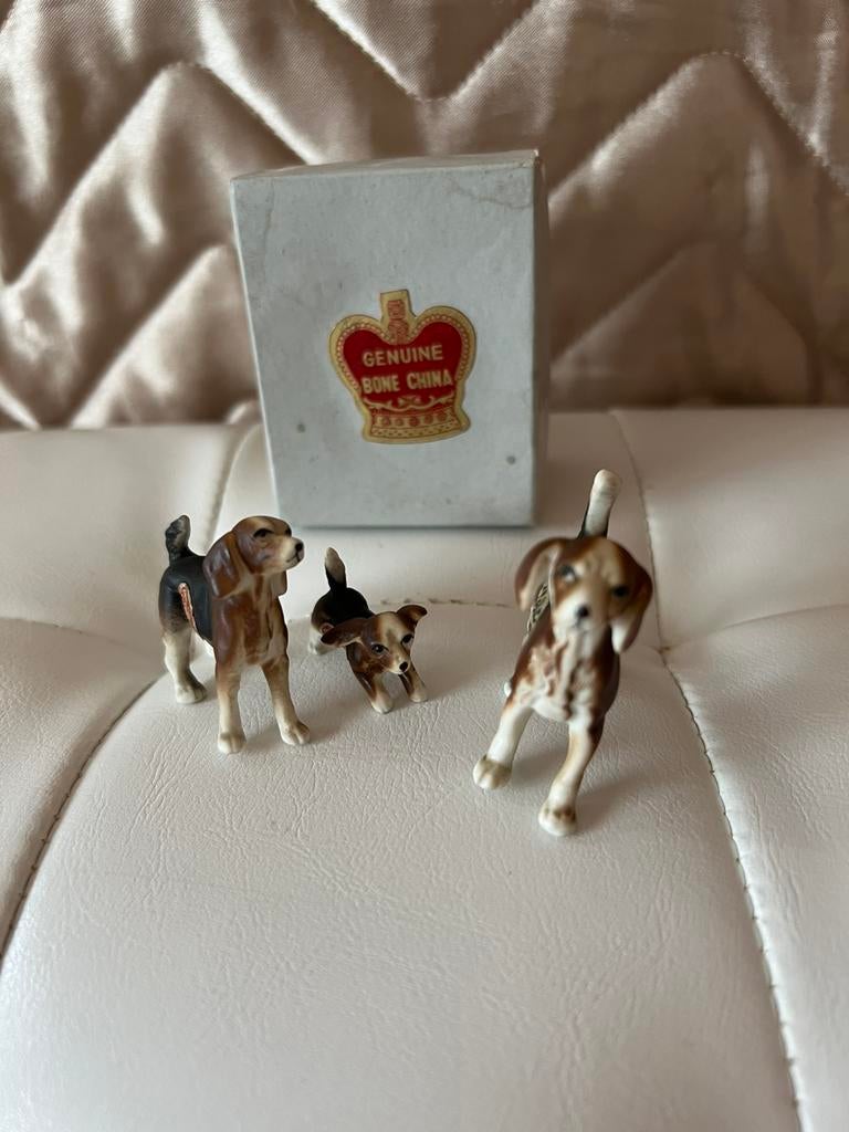 Genuine bone china hondjes 3 delige set hond porselein, Ophalen of Verzenden, Zo goed als nieuw, Dier