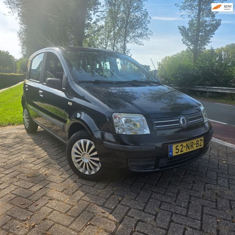 Fiat Panda 1.2 Dynamic, Voorwielaandrijving, Elektrische ramen, Gebruikt, Zwart