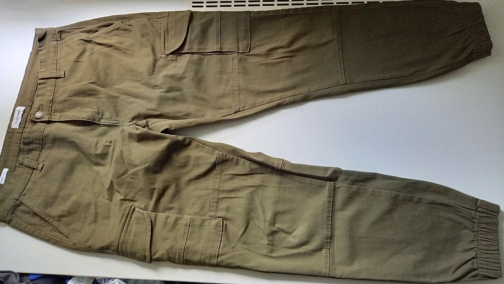 ONLY & SONS, pracht groene cargo broek, maat W33 - L32, Maat 52/54 (L), Verzenden, Zo goed als nieuw, Groen